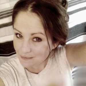Meet your Posher, Traci